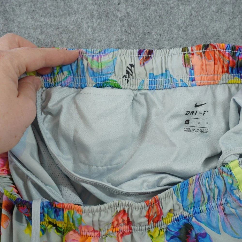 Nike Dri-FIT Size XL Tropical Floral Parrot Print Running Shorts Multi-Color